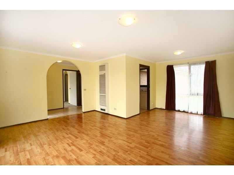 8 Harvey Ct, Hampton Park VIC 3976