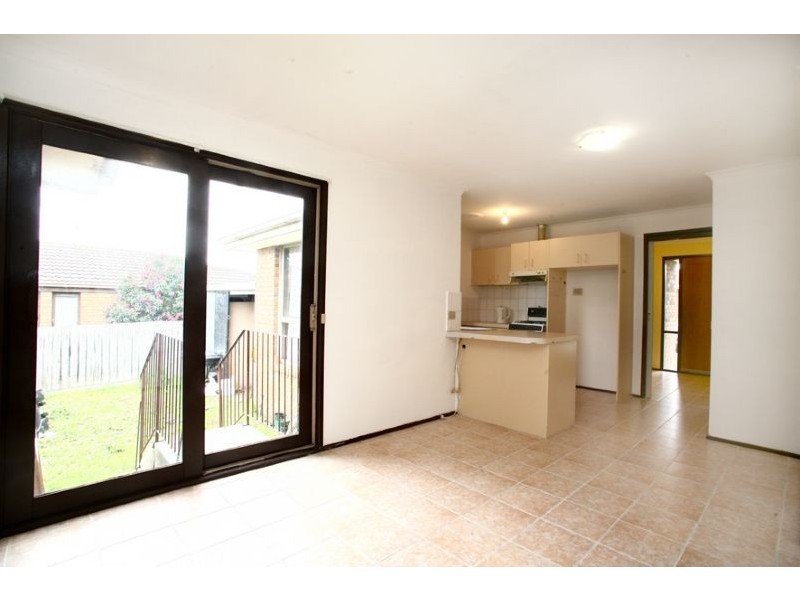 8 Harvey Ct, Hampton Park VIC 3976