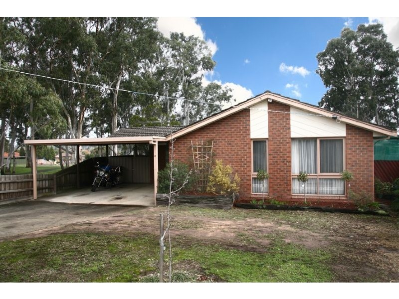 17 Sinclair Court, Hampton Park VIC 3976