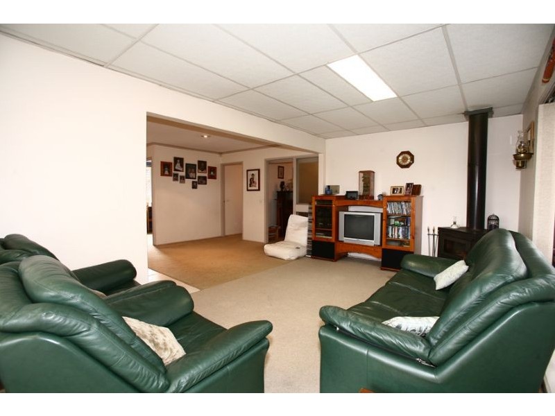 17 Sinclair Court, Hampton Park VIC 3976