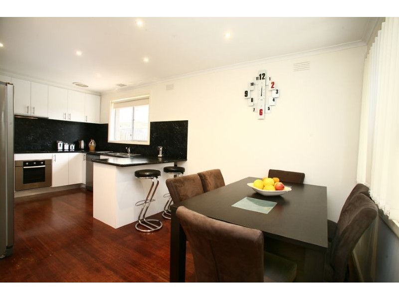 Unit 2/19 View Street, Hampton Park VIC 3976