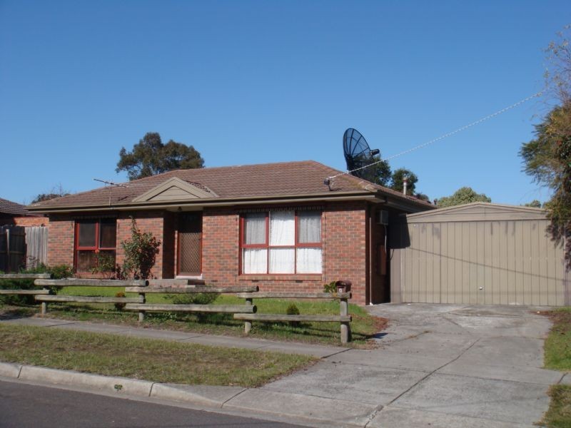 8 Talbot Court, Hampton Park VIC 3976
