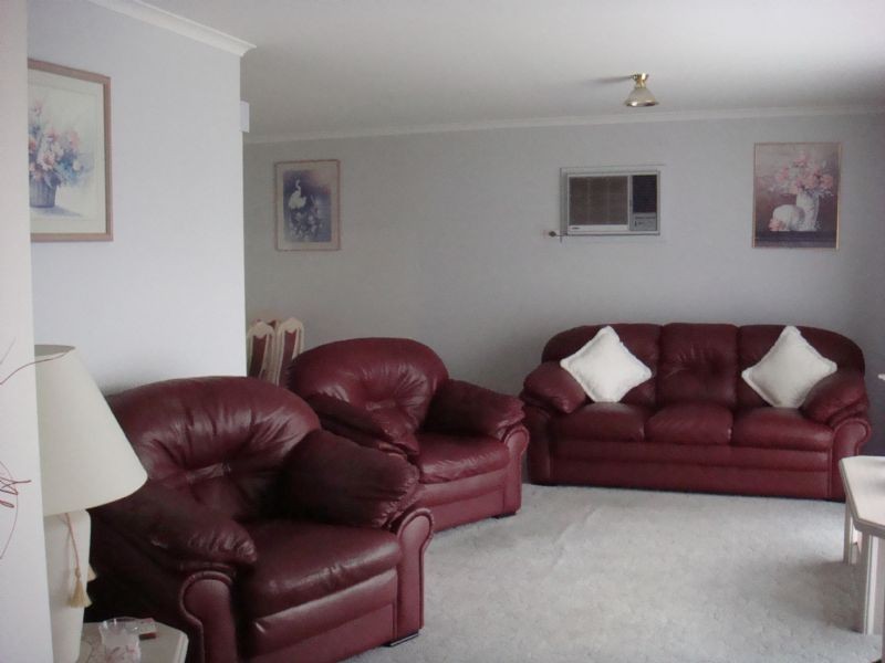 33 Horizon Boulevard, Hampton Park VIC 3976