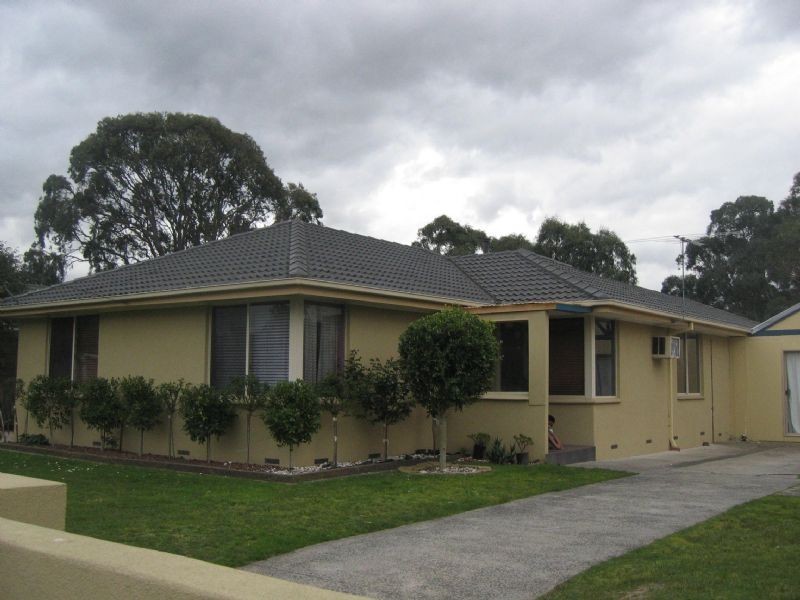 44 Greenvalley Cres, Hampton Park VIC 3976