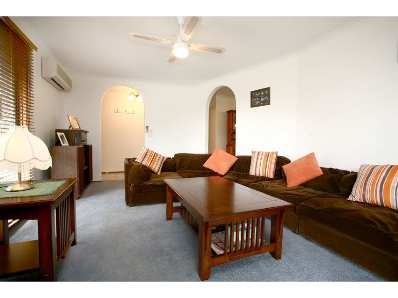 10 Bradley Ct, Hampton Park VIC 3976