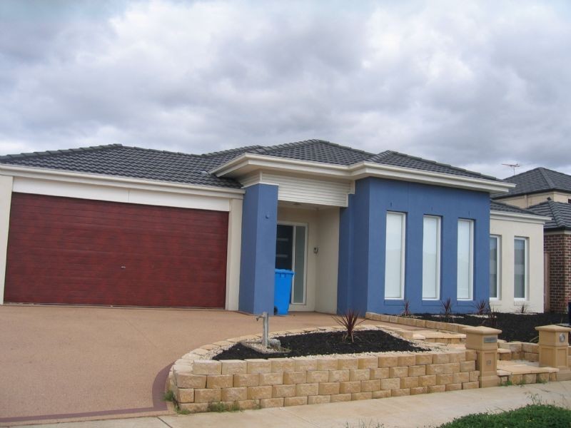 19 Saltbush Avenue, Lyndhurst VIC 3975