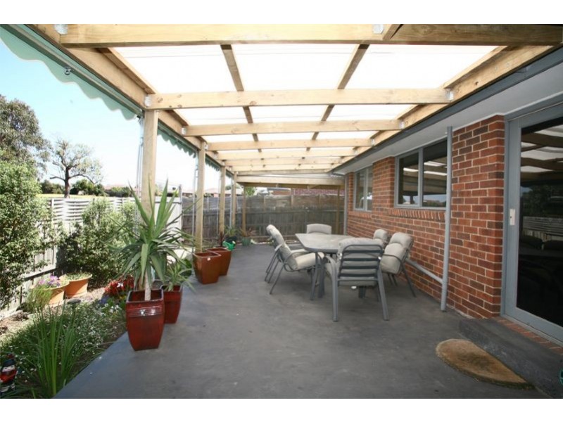 25 Amber Drive, Hampton Park VIC 3976