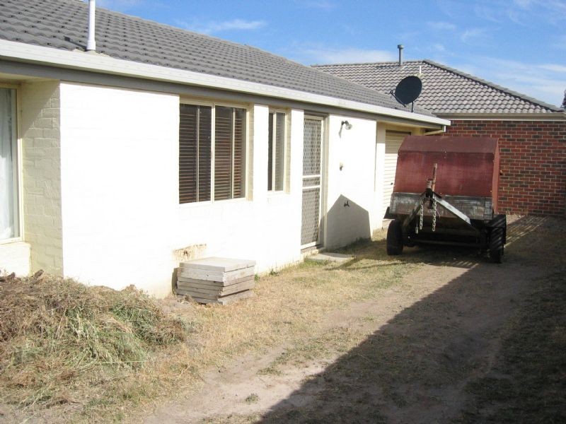 7 Linmac Court, Hampton Park VIC 3976