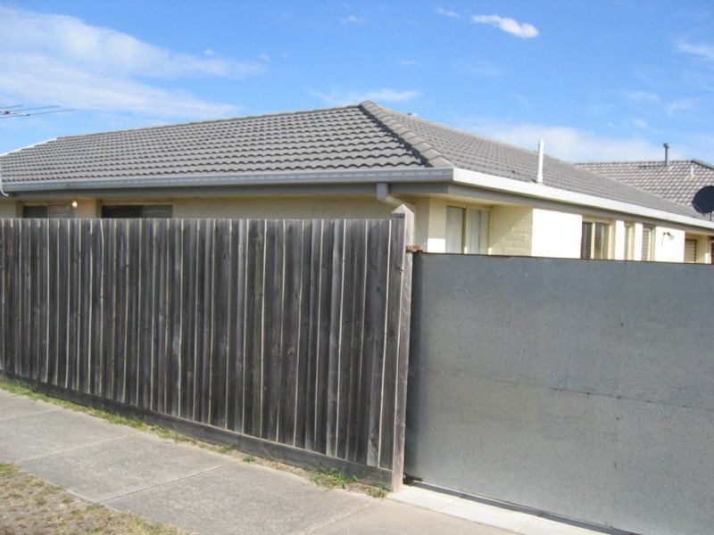 7 Linmac Court, Hampton Park VIC 3976