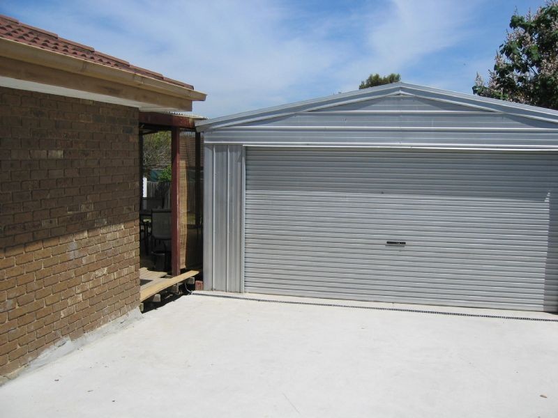 15 Emma Court, Hampton Park VIC 3976