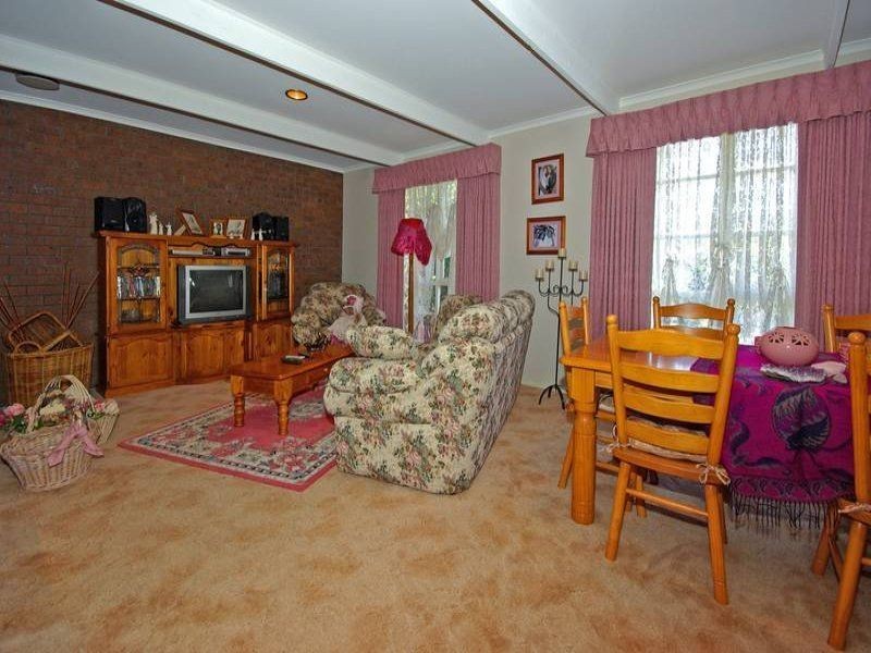 5 Peppermint Court, Hampton Park VIC 3976