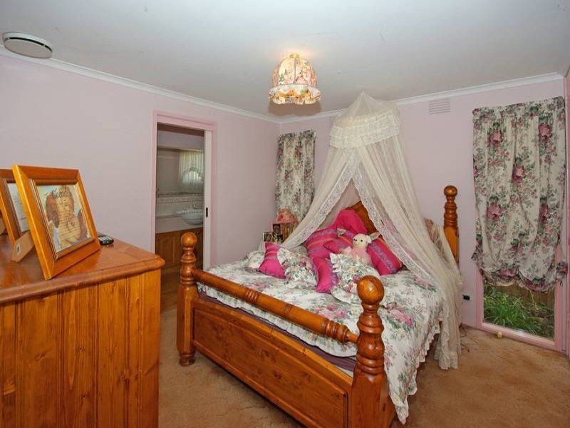 5 Peppermint Court, Hampton Park VIC 3976