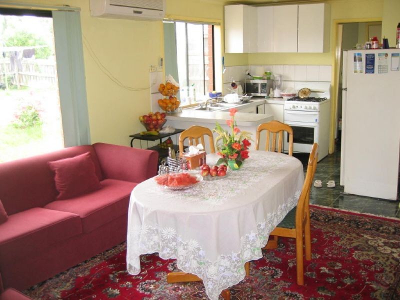 37 Glencairn Ave, Hallam VIC 3803