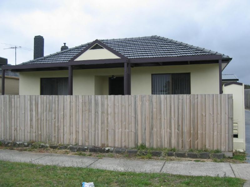 1/6 Hayes Road, Hampton Park VIC 3976