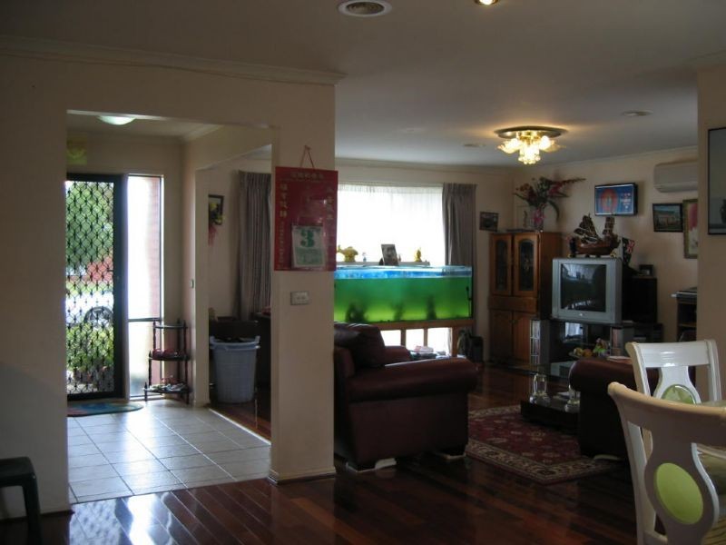 2 NUZLA COURT, Hampton Park VIC 3976