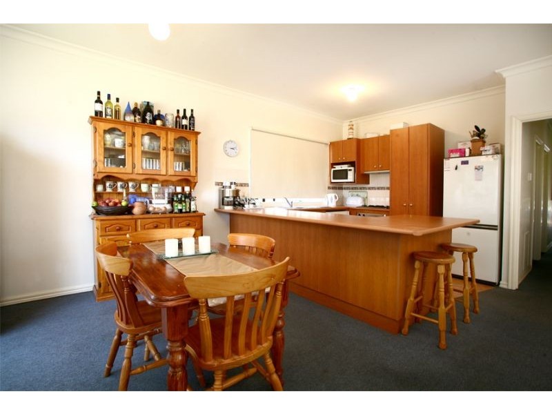 74 Paterson Drive, Lynbrook VIC 3975