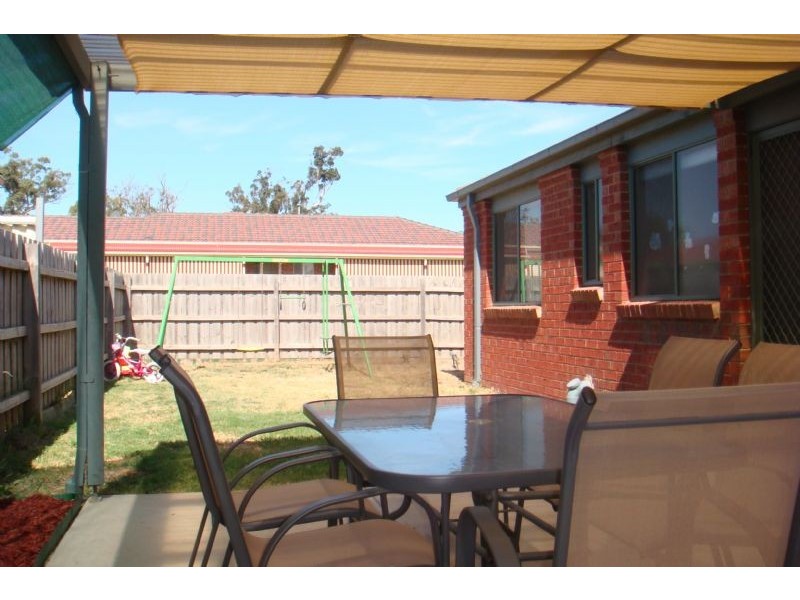 94 Strabane Way, Hampton Park VIC 3976