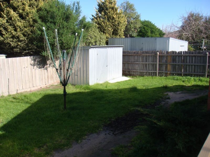 43 Leopold Crescent, Hampton Park VIC 3976