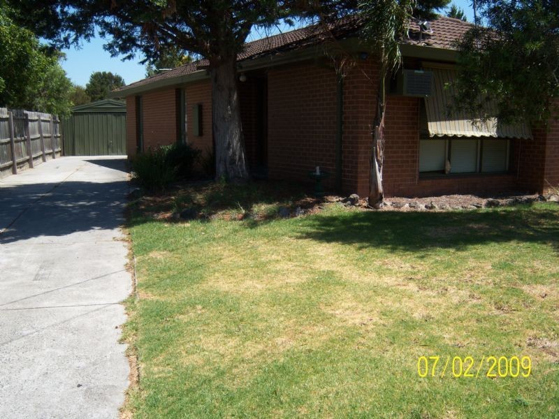 5 Prince Cres, Seaford VIC 3198