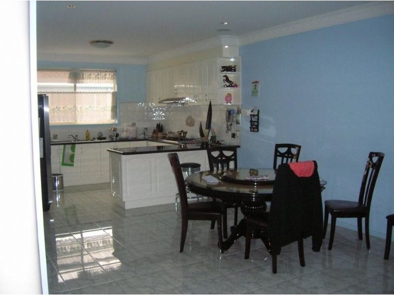 114 Hinrichsen Drive, Hallam VIC 3803