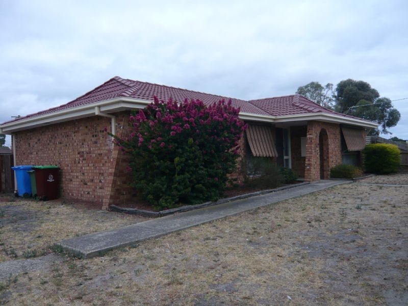 8 Margaret Court, Hampton Park VIC 3976