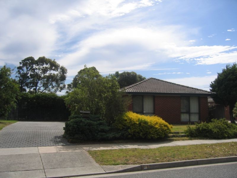 41 Blackwood Drive, Hampton Park VIC 3976