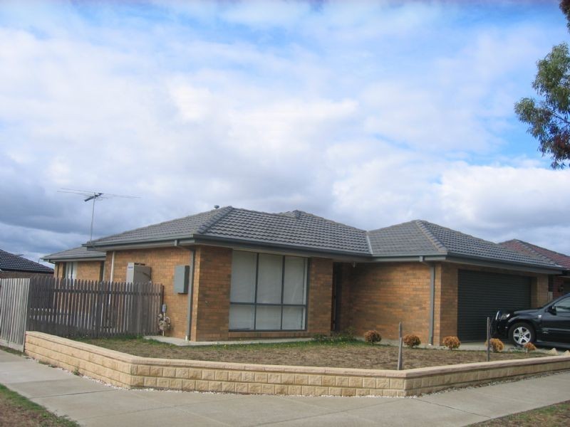 39 Redwood Avenue, Hampton Park VIC 3976