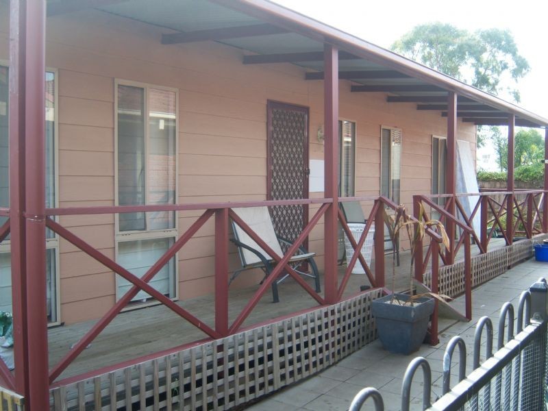 42 Willora Crescent, Cranbourne VIC 3977