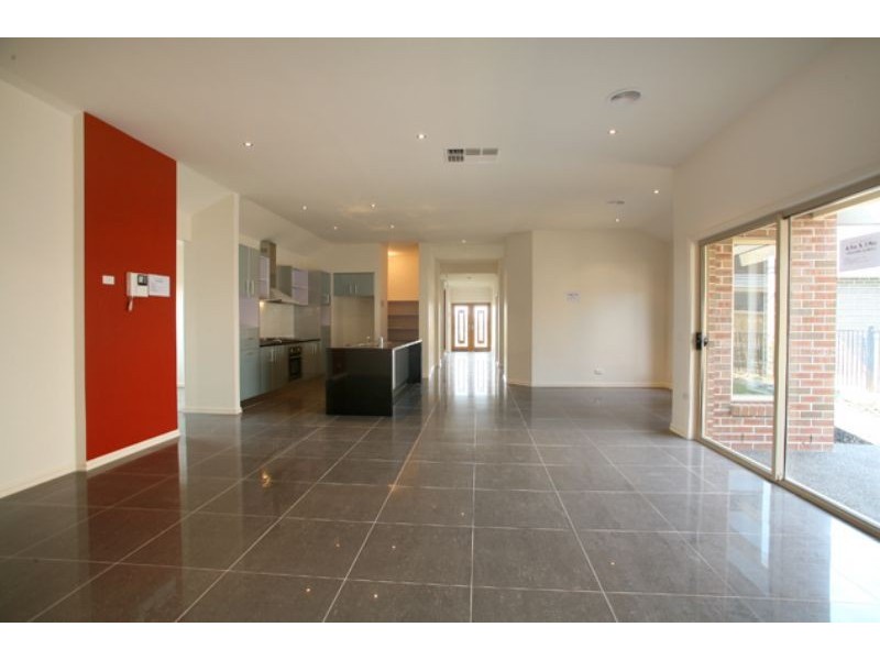 143 Aylmer Road, Lyndhurst VIC 3975