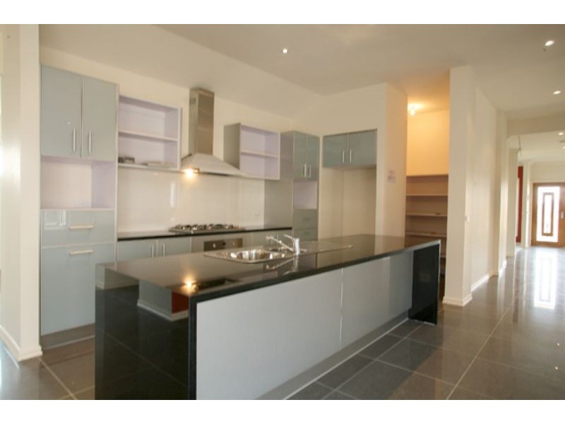 143 Aylmer Road, Lyndhurst VIC 3975