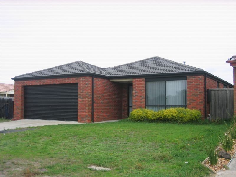 19 Arnica Close, Hampton Park VIC 3976