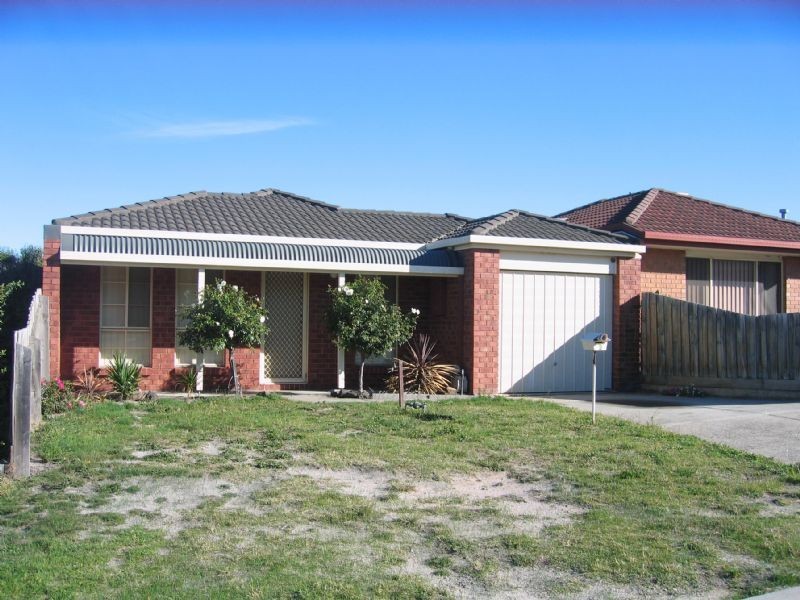 2 Stratus Court, Hampton Park VIC 3976