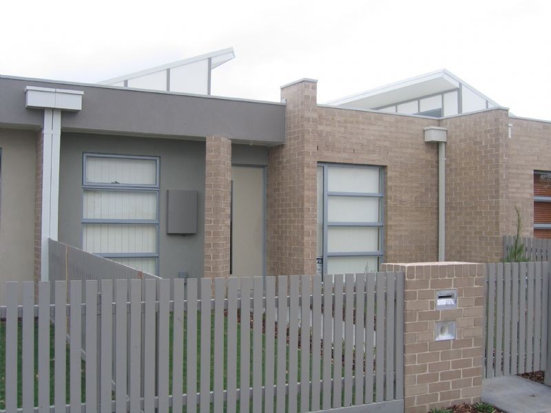 184 Patterson Drive, Lynbrook VIC 3975