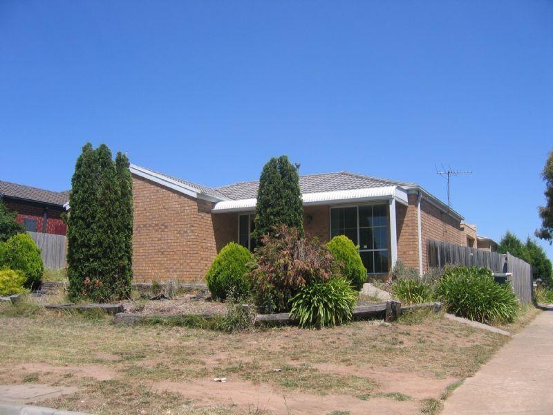 1 The Ridge, Hampton Park VIC 3976