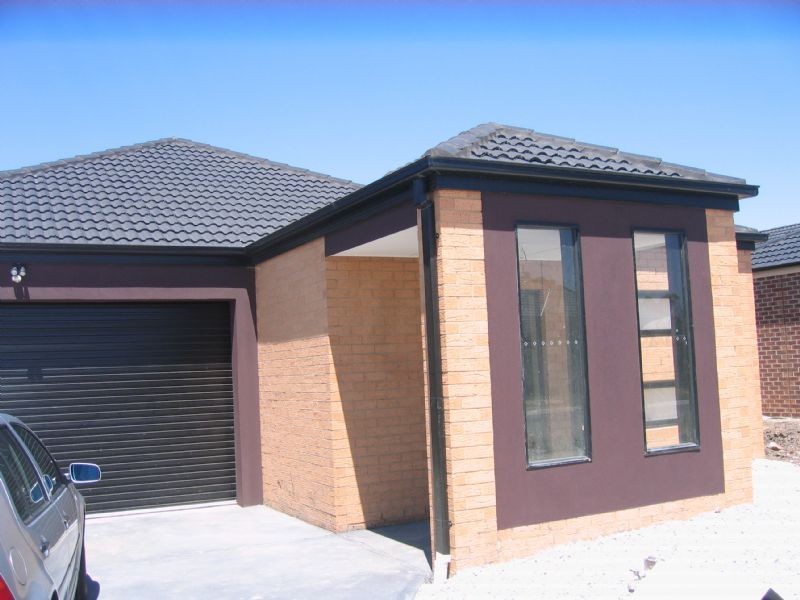 9 Paxton Link, Pakenham VIC 3810