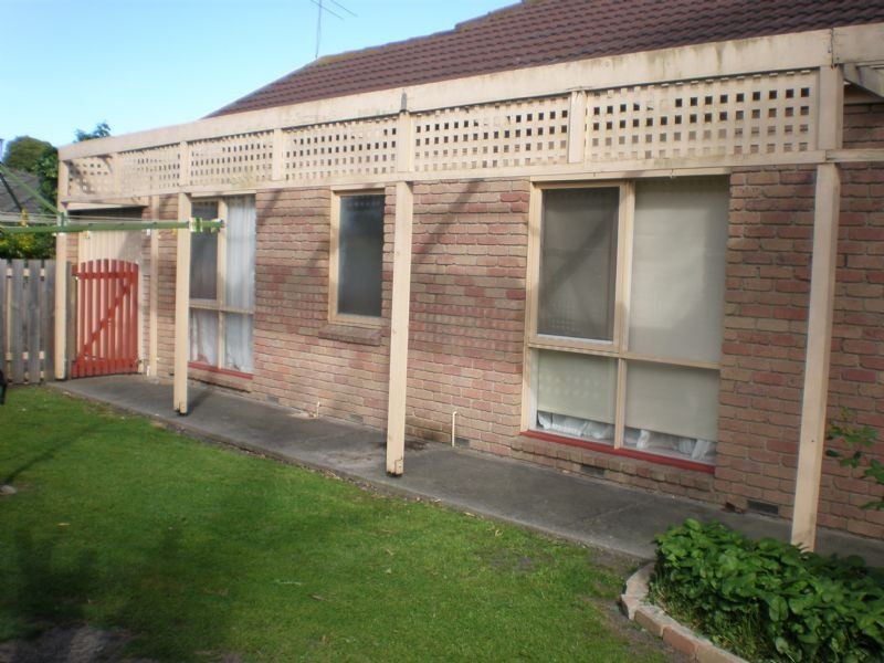 1/2 Shrives Road, Narre Warren VIC 3805