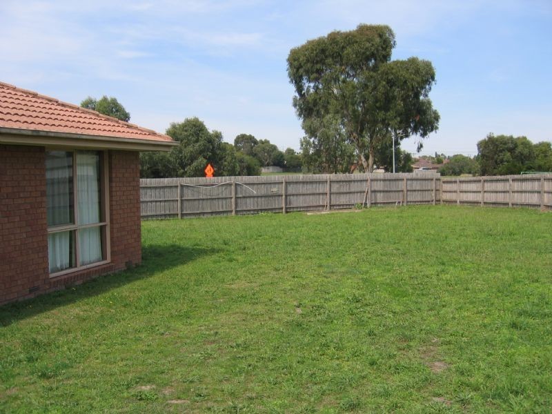 25 Dairyfarm Terrance, Hampton Park VIC 3976