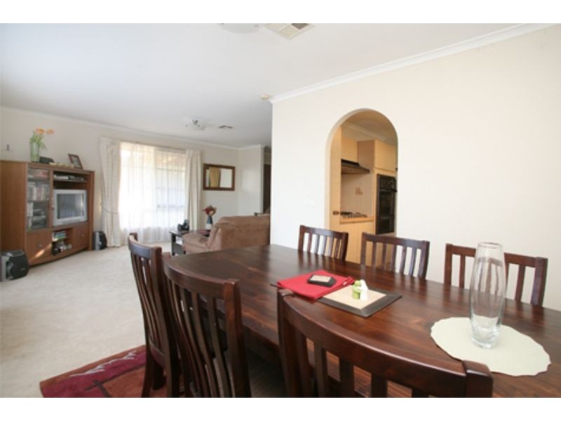 7 Pollina Close, Hampton Park VIC 3976