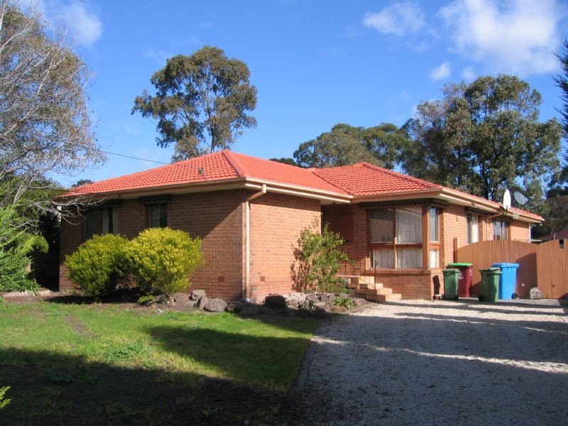 19 Winnima Avenue, Hampton Park VIC 3976