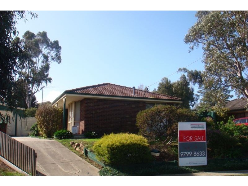 17 Sue Court, Hampton Park VIC 3976