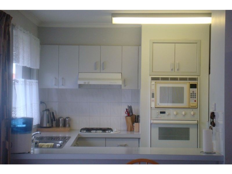 17 James Wyman Place, Hampton Park VIC 3976