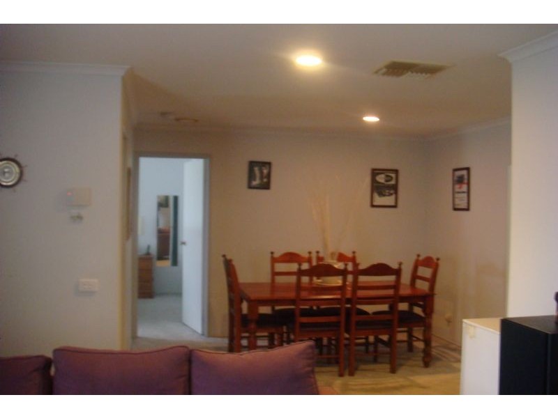 17 James Wyman Place, Hampton Park VIC 3976