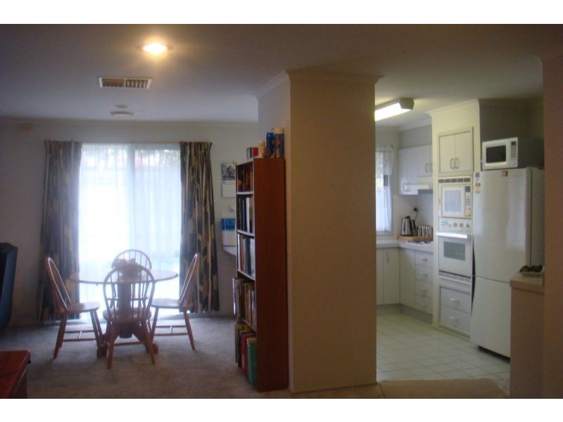 17 James Wyman Place, Hampton Park VIC 3976