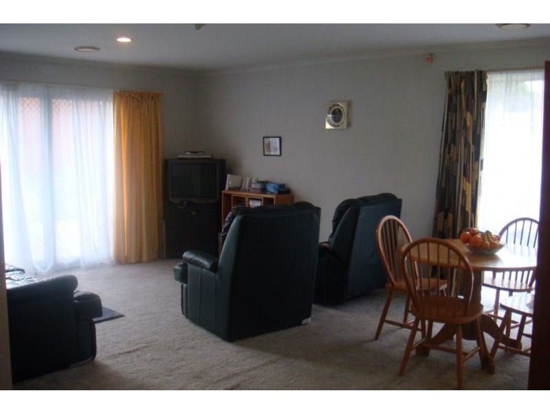 17 James Wyman Place, Hampton Park VIC 3976