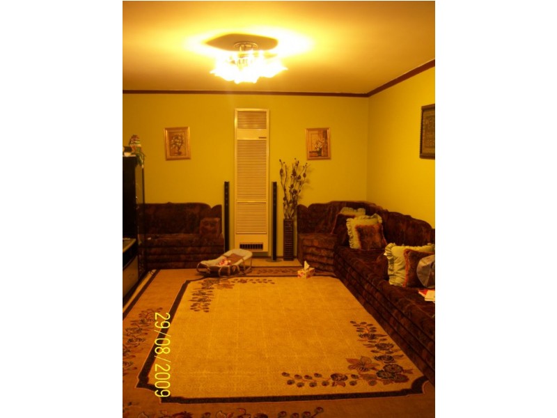 33 Arcadia Avenue, Hallam VIC 3803