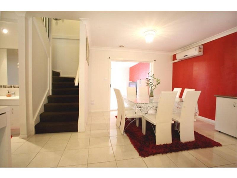 153A HINRICHSEN DRIVE, Hallam VIC 3803