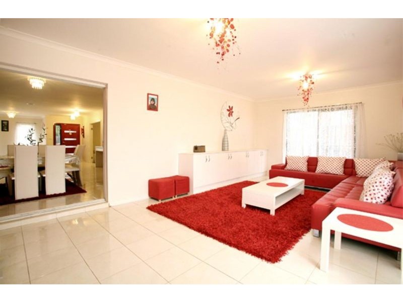 153A HINRICHSEN DRIVE, Hallam VIC 3803