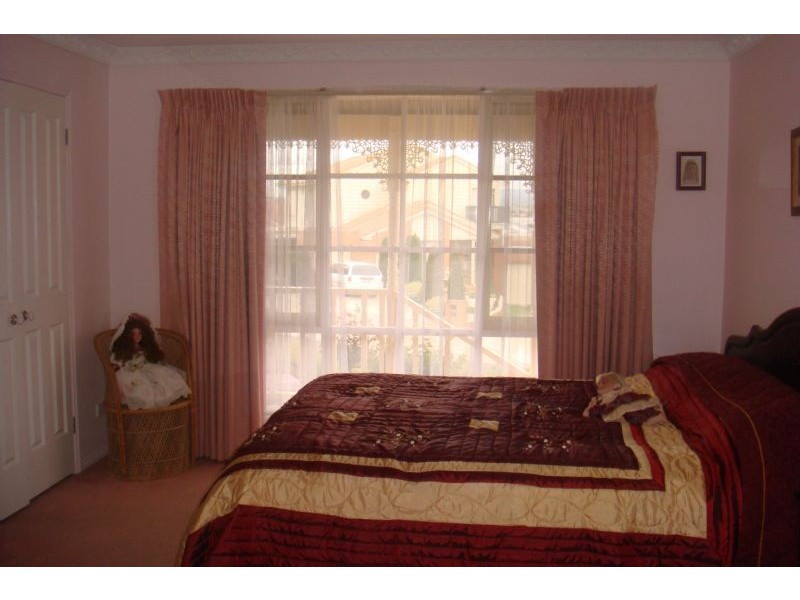 5 Candlebark Close, Hampton Park VIC 3976