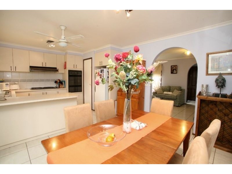 13 Medinah Rise, Hampton Park VIC 3976