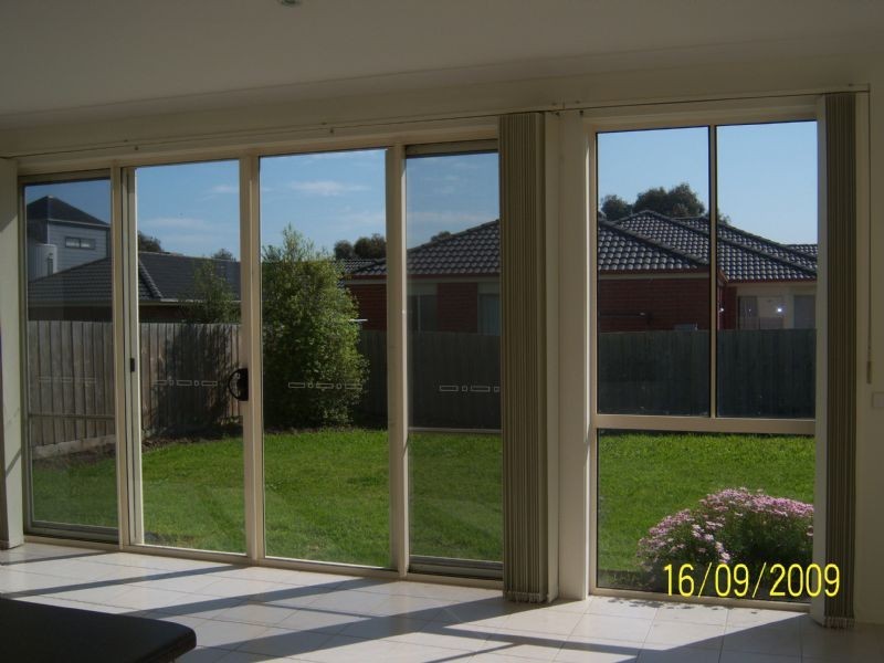 17 Baynton Crescent, Lynbrook VIC 3975